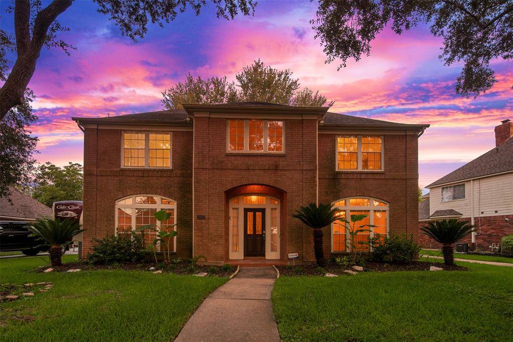 Sugar Land, TX 77479,4907 Canterbury LN