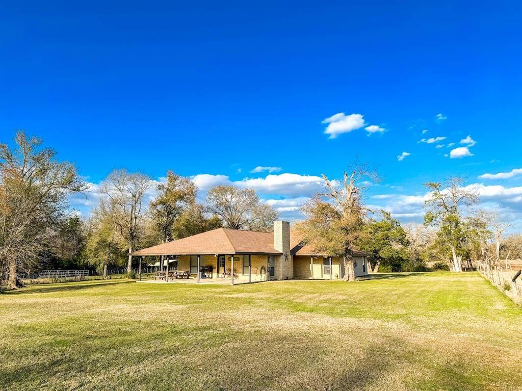 Donie, TX 75838,500 County Road 751