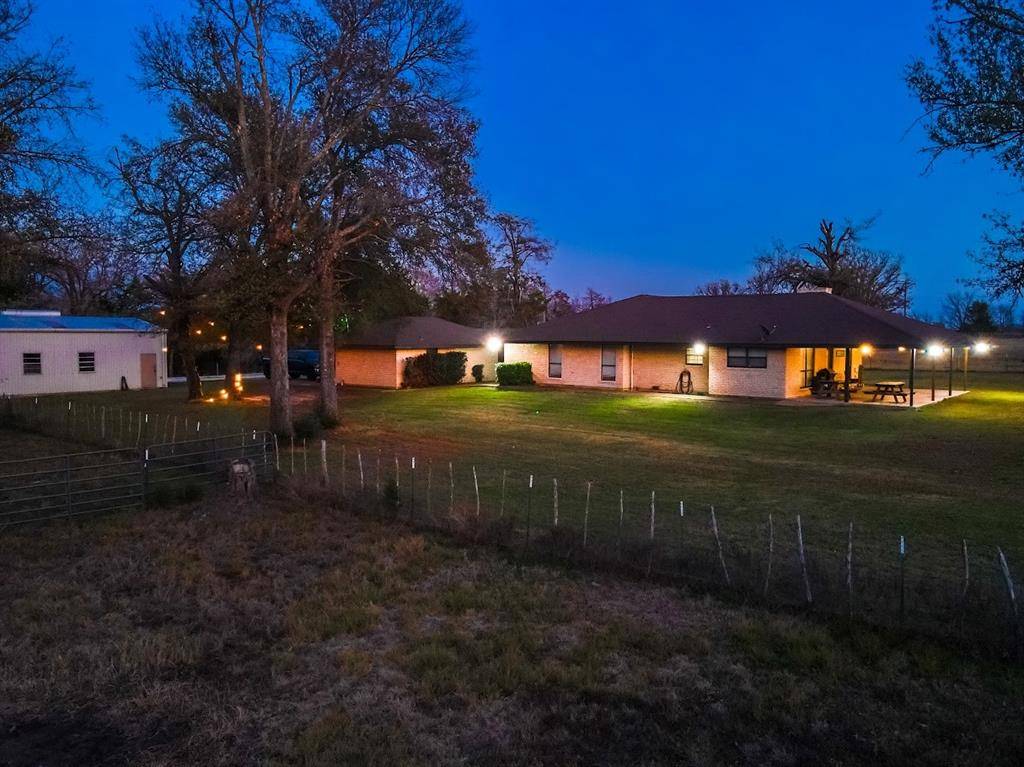 Donie, TX 75838,500 County Road 751