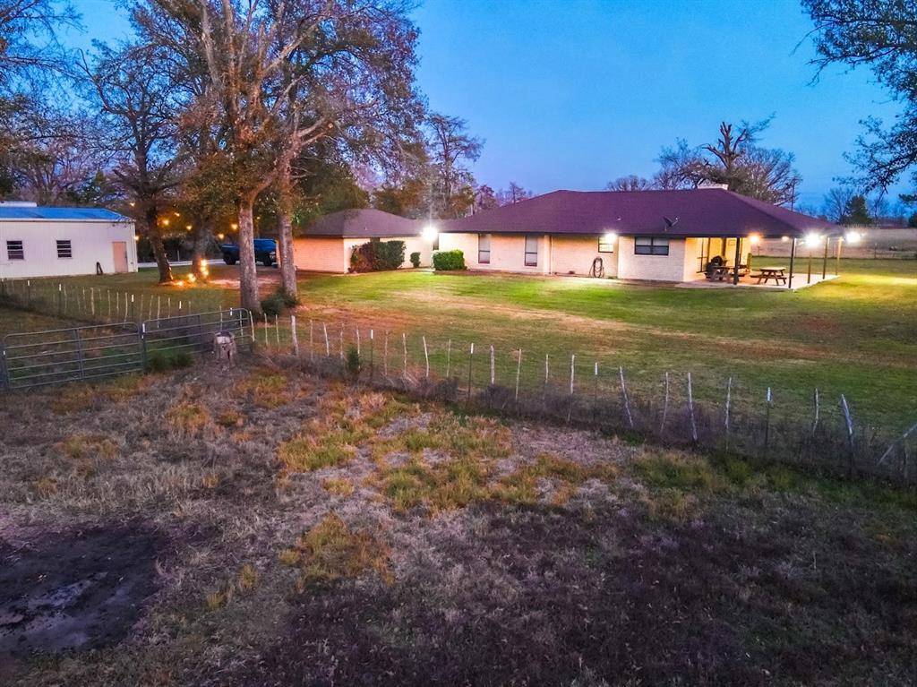 Donie, TX 75838,500 County Road 751