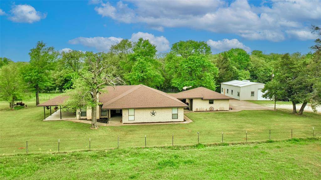 Donie, TX 75838,500 County Road 751