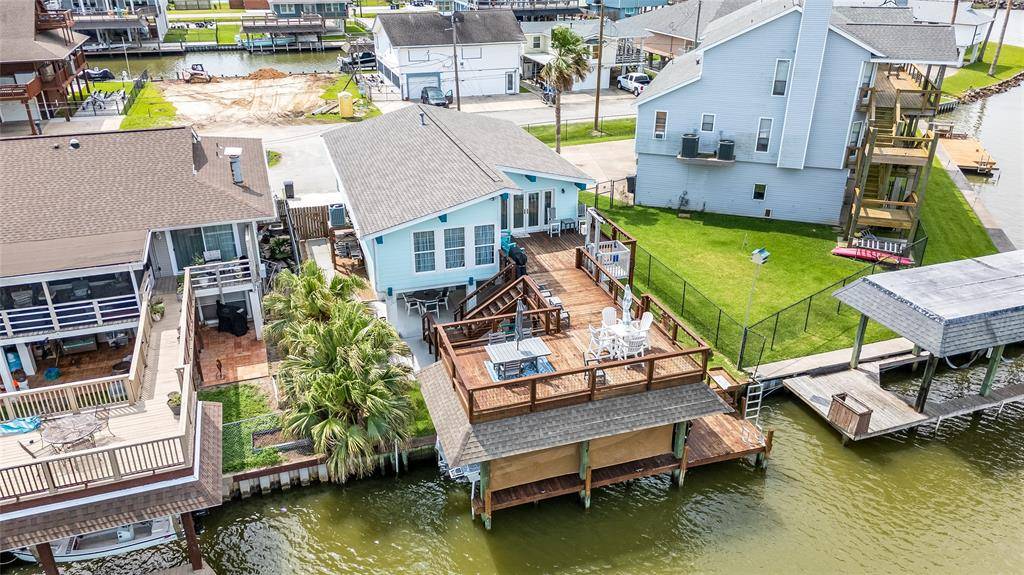 Bayou Vista, TX 77563,219 Barracuda ST