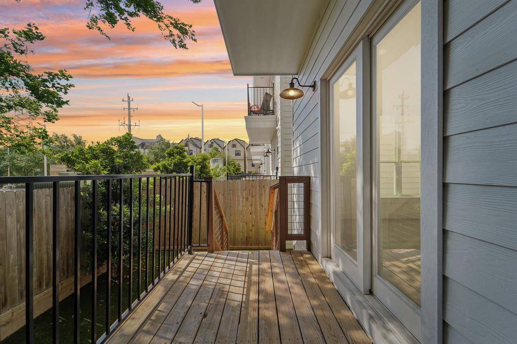Houston, TX 77008,2520 Ohsfeldt ST