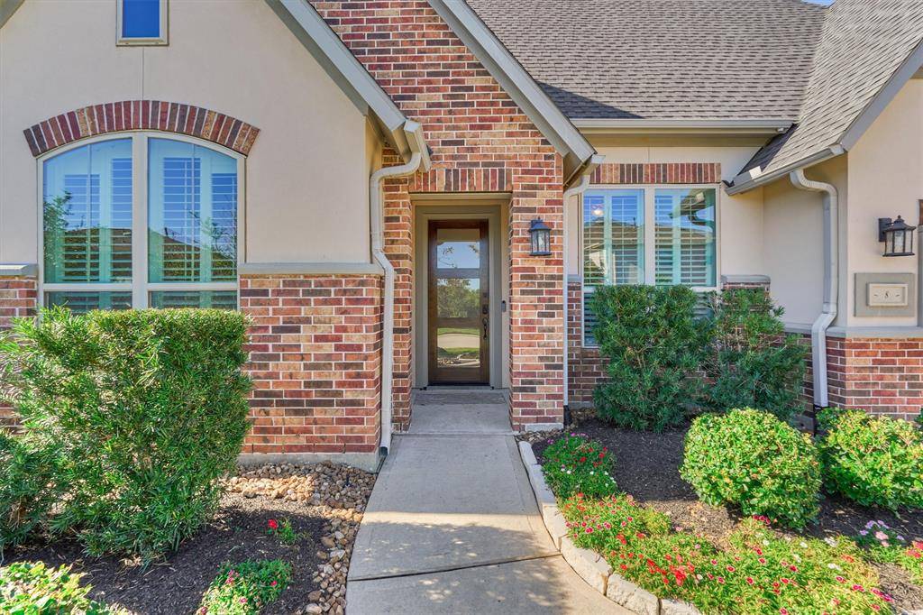 Tomball, TX 77375,8 Snowdrop Lily DR