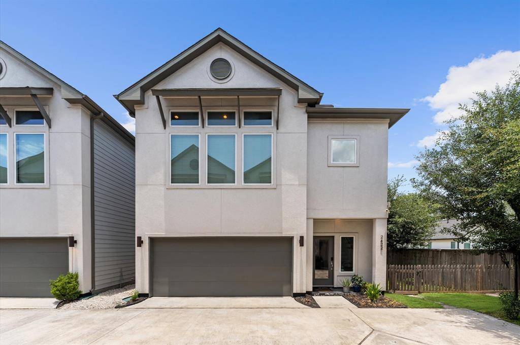 Houston, TX 77009,2422 Cochran ST