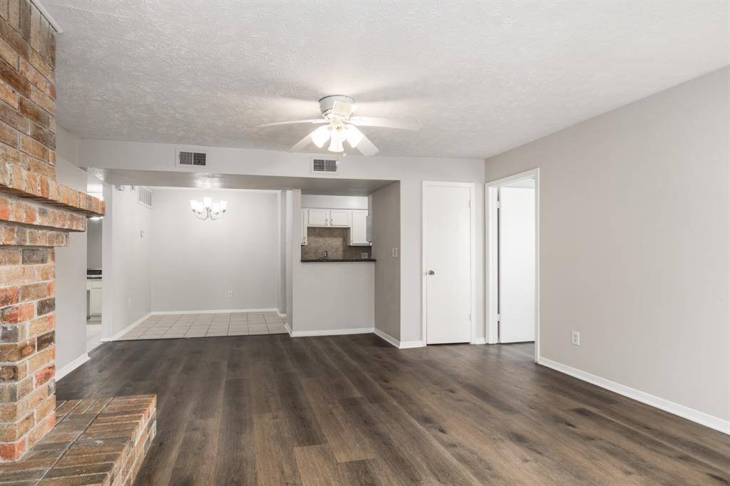 Houston, TX 77072,10555 Turtlewood CT #2708