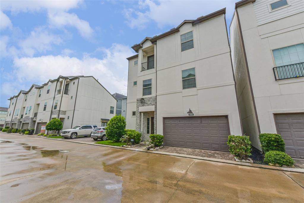 Houston, TX 77043,10914 Brookeshire Chase LN