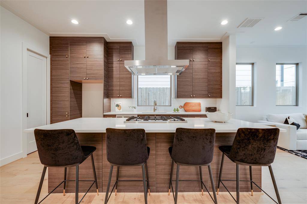Houston, TX 77098,2628 PECKHAM ST
