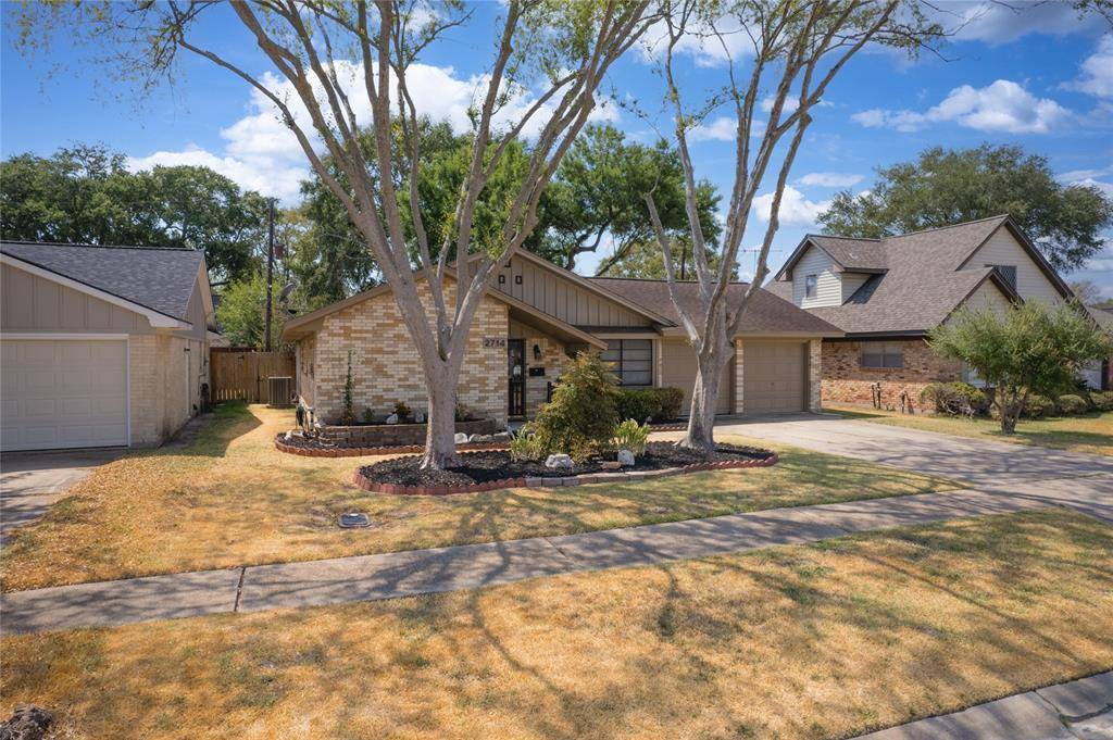 Pasadena, TX 77502,2714 Huckleberry LN