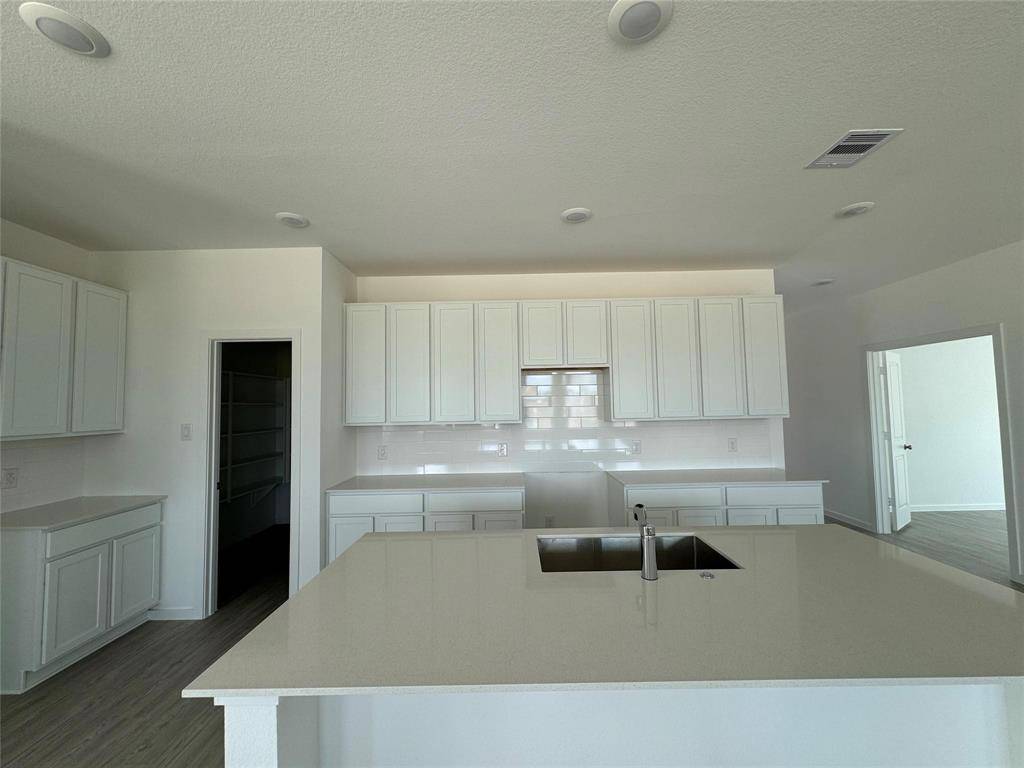 Katy, TX 77493,3000 Ruby Ridge DR