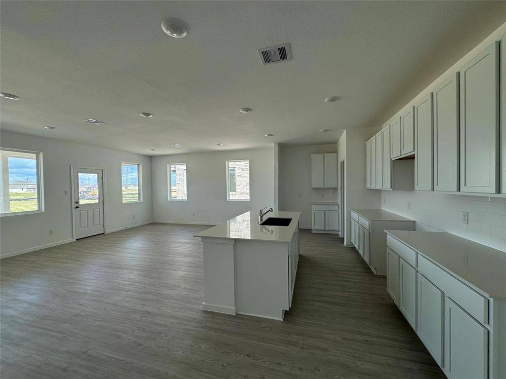 Katy, TX 77493,3000 Ruby Ridge DR