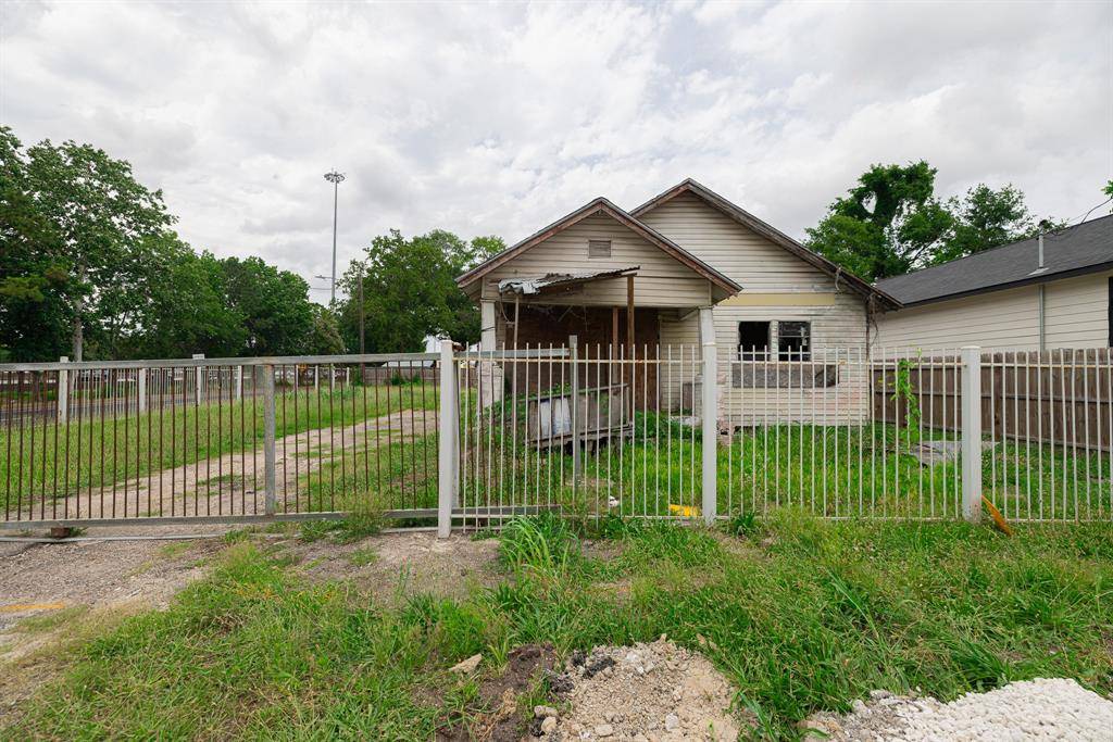 Houston, TX 77009,418 Coronado ST