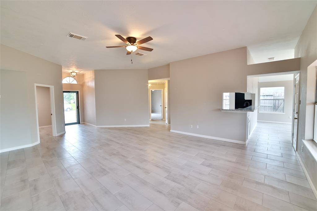 Pearland, TX 77584,2630 S Peach Hollow Cir