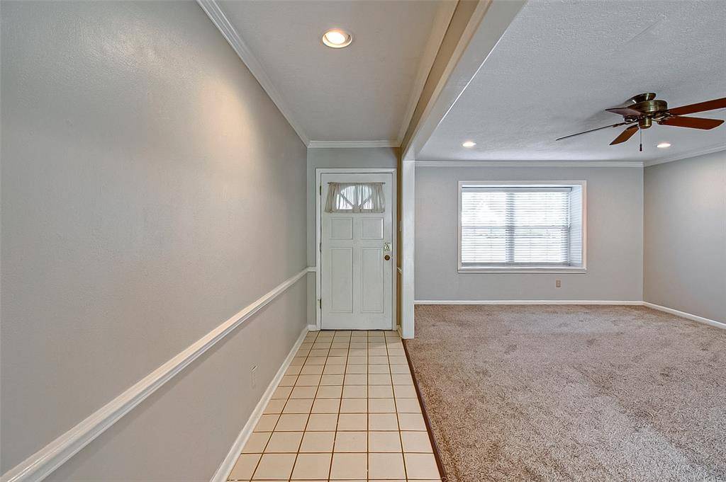 Houston, TX 77063,9638 Meadowglen LN