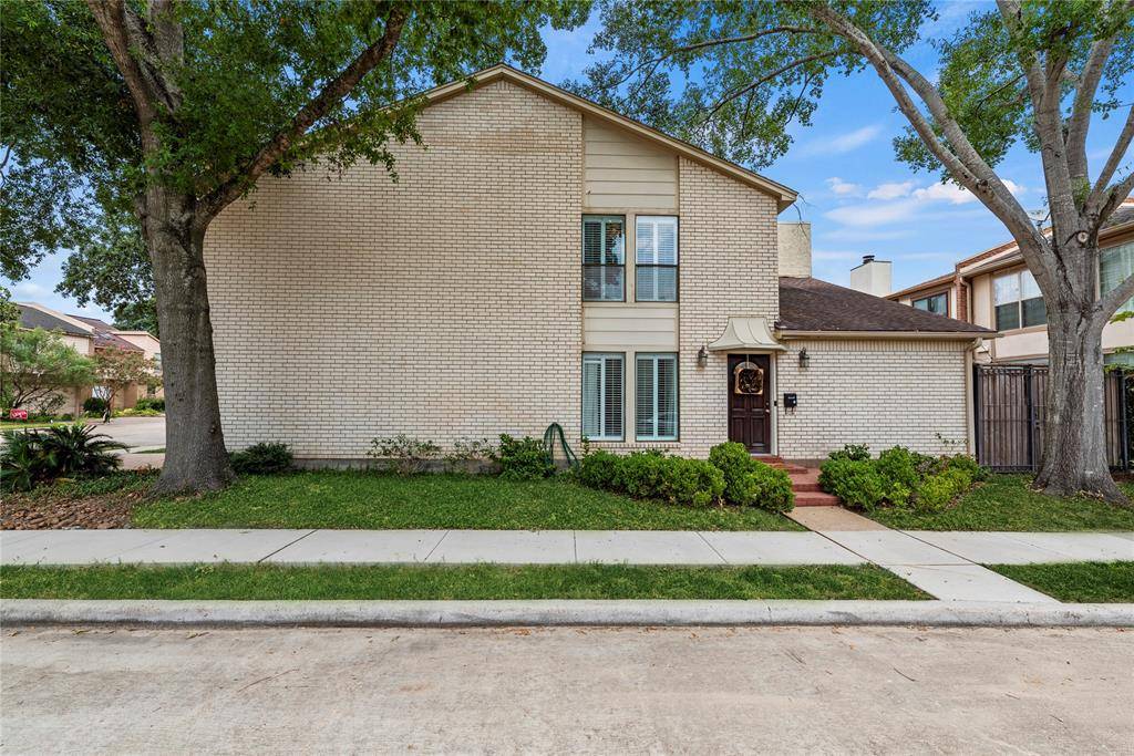 Bellaire, TX 77401,5613 Innsbruck ST