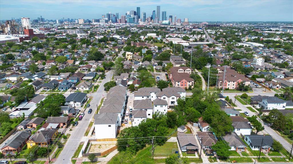 Houston, TX 77011,131 Eastwood Street