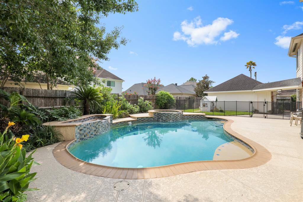 Sugar Land, TX 77479,60 Bradford CIR