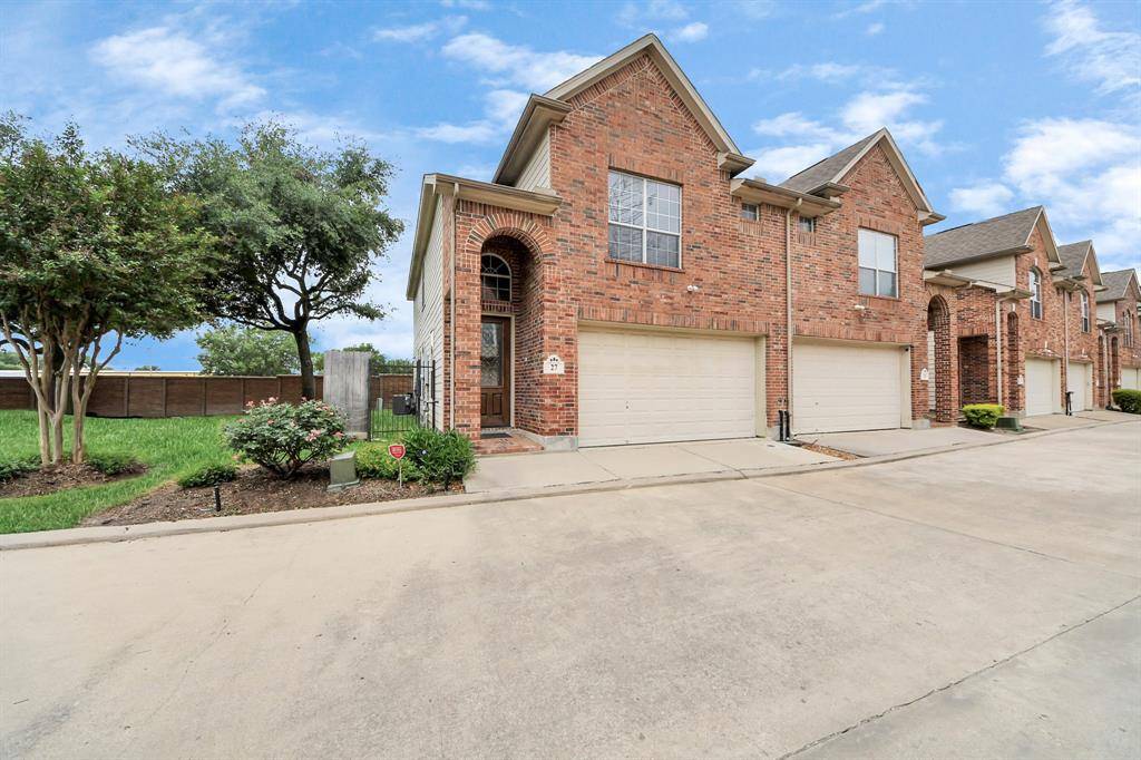 Houston, TX 77057,6222 Skyline DR #27