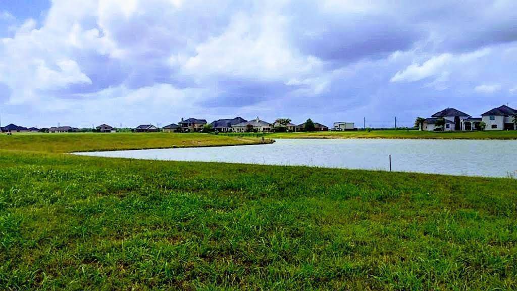 Rosharon, TX 77583,3827 S Shore DR