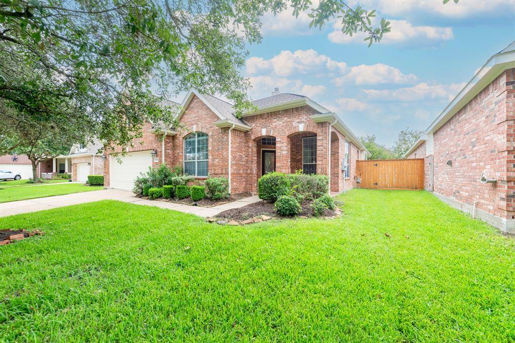 Katy, TX 77494,5211 Valley Bluff LN