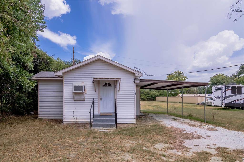Trinity, TX 75862,137 Lee LN