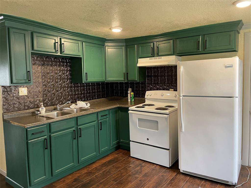 Freeport, TX 77541,609 N Avenue D