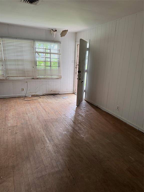 Houston, TX 77021,5050 Nassau RD