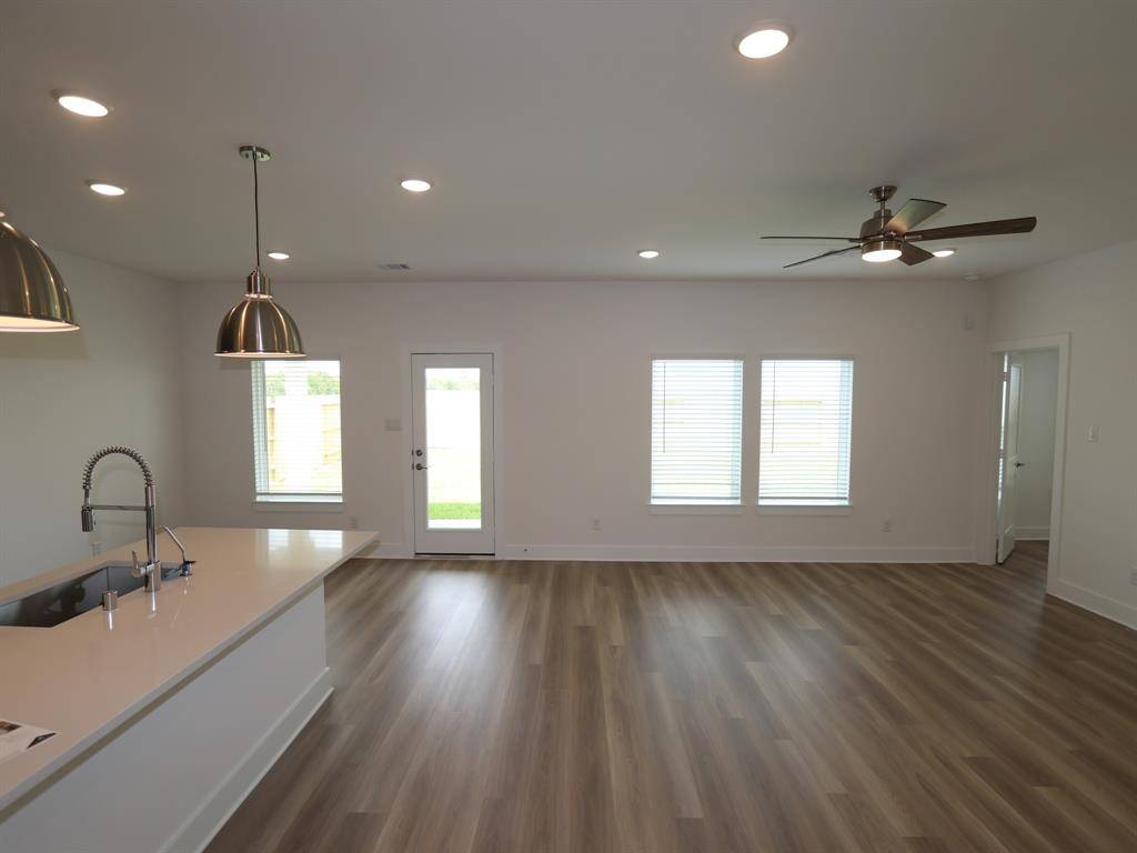Santa Fe, TX 77510,3606 Moraine Lake DR