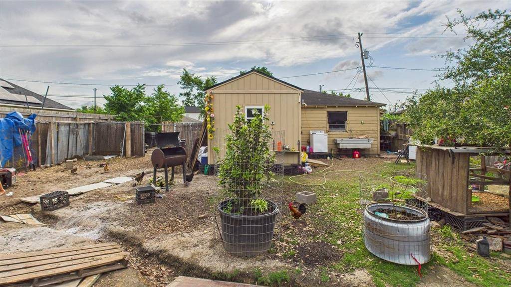 Houston, TX 77051,8935 Duane ST