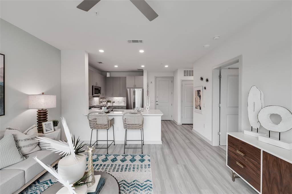 Houston, TX 77019,3636 W Dallas ST #324