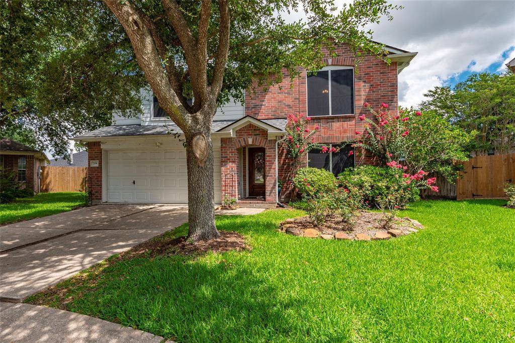 Dickinson, TX 77539,206 Fox Springs CT