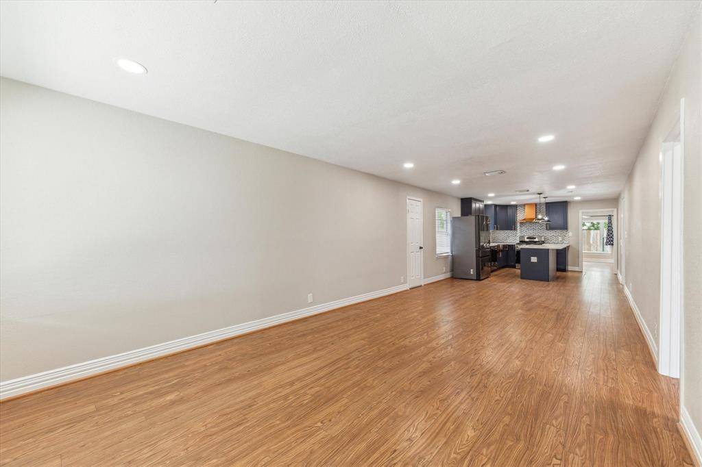 Houston, TX 77022,905 E 39th ST