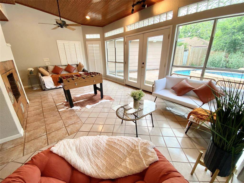 Houston, TX 77077,14118 Locke LN