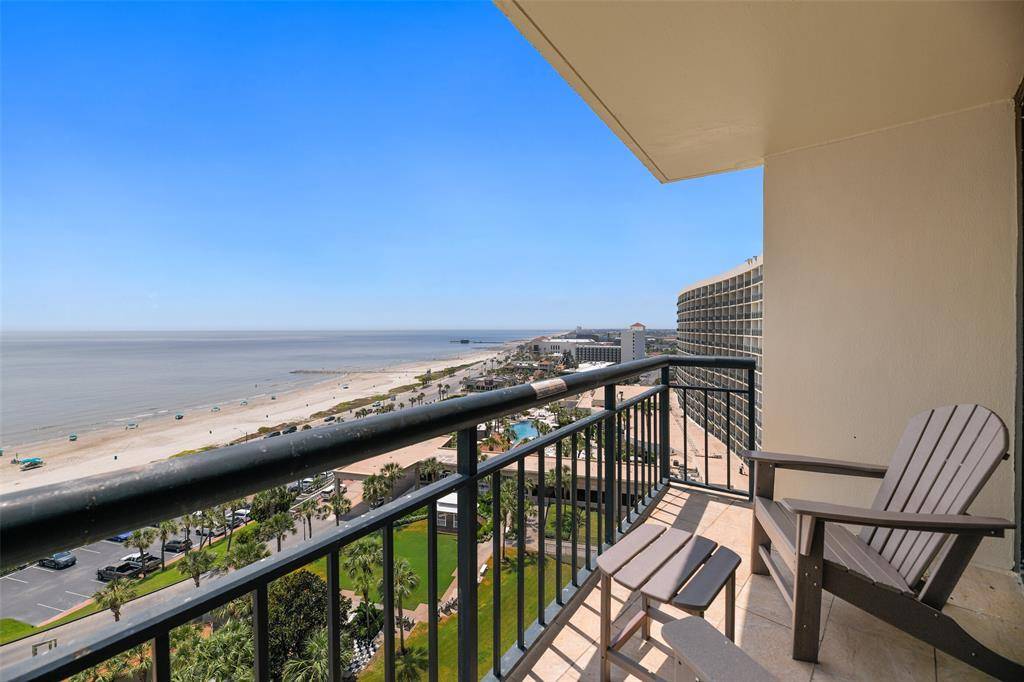 Galveston, TX 77551,5220 Seawall BLVD #1436/37