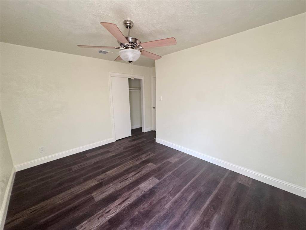 Houston, TX 77016,10124 Homestead RD