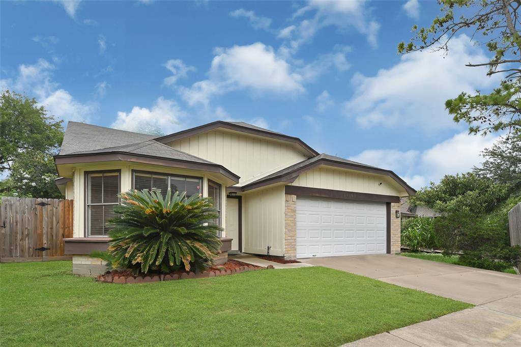 Houston, TX 77083,16102 Vista Del Mar DR