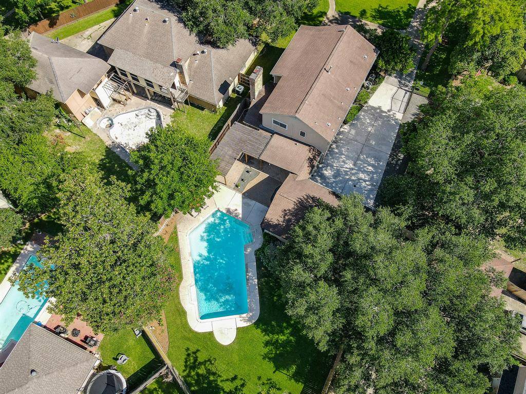 Houston, TX 77040,8907 Cher CT