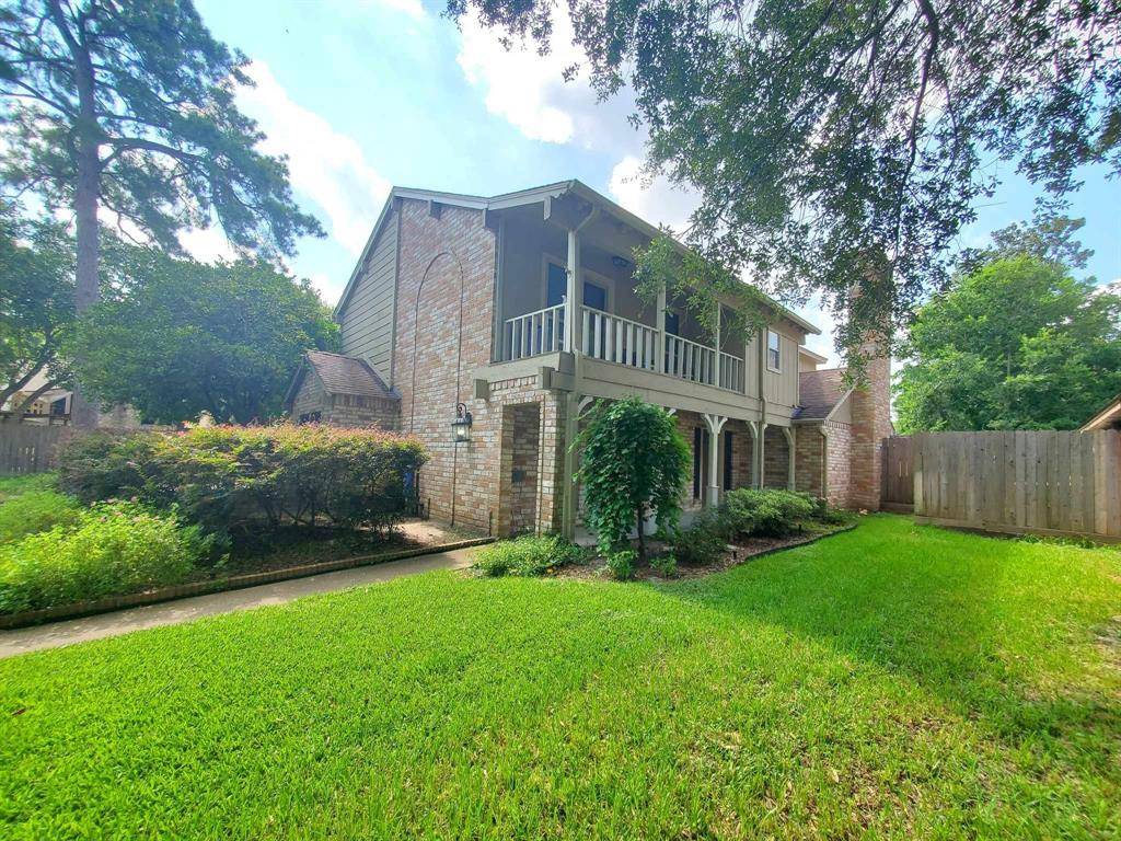 Houston, TX 77040,8907 Cher CT