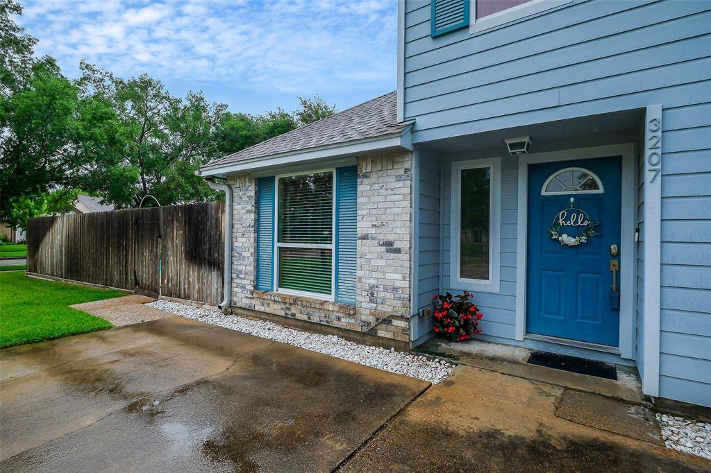 Sugar Land, TX 77479,3207 Kempwood DR