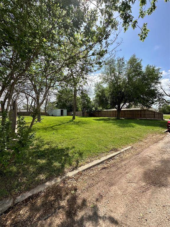 Hallettsville, TX 77964,502 B N Dowling ST