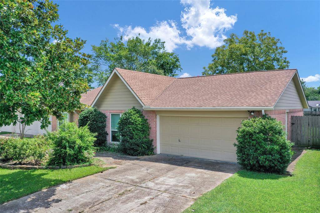 La Porte, TX 77571,10002 Robin ST