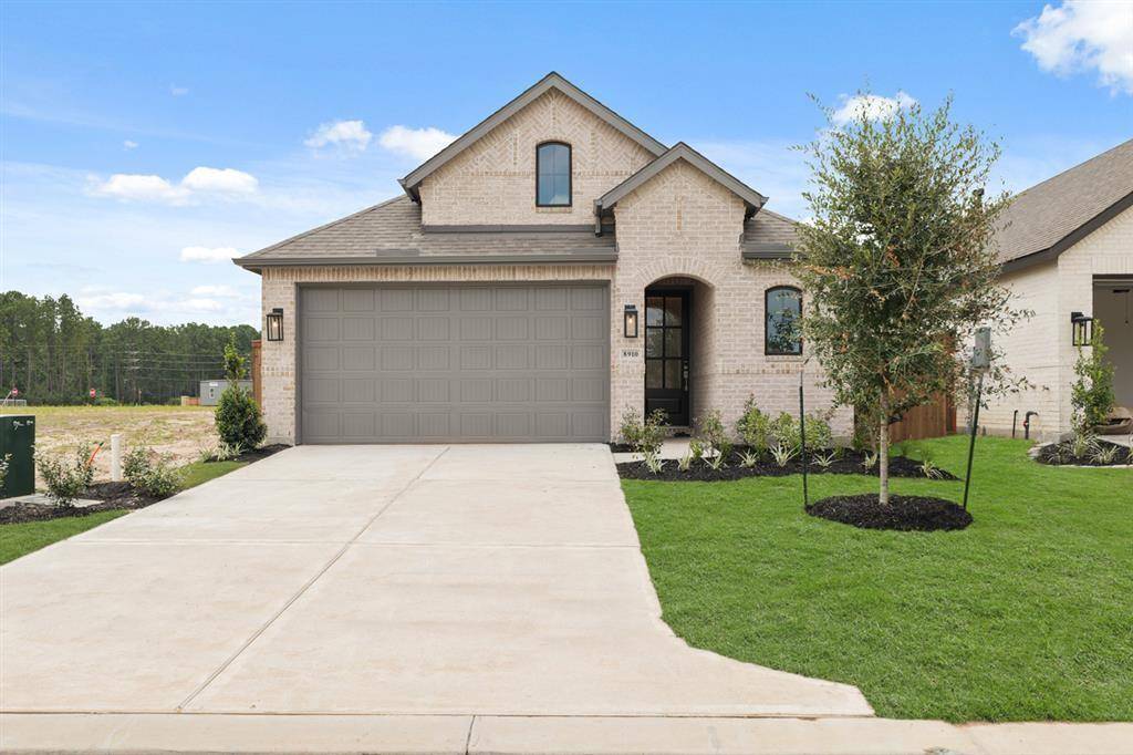 Porter, TX 77365,8910 Blackwoods CT