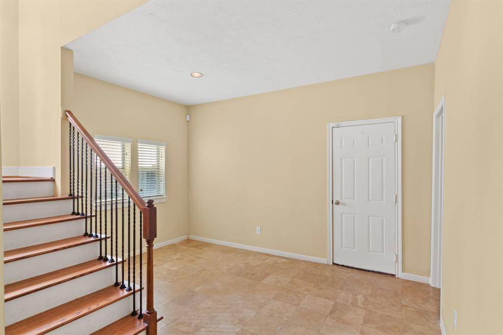 Houston, TX 77007,5734A Kansas street