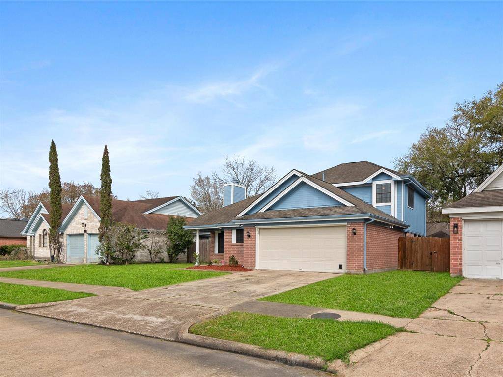 Pearland, TX 77584,1043 Saint John DR