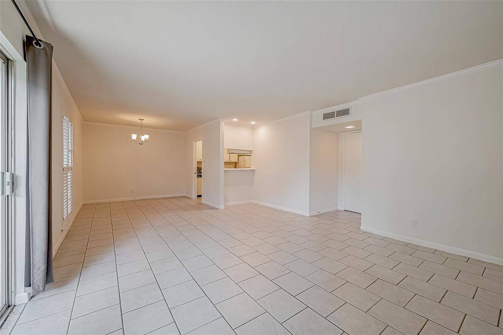 Houston, TX 77057,2824 Briarhurst Dr