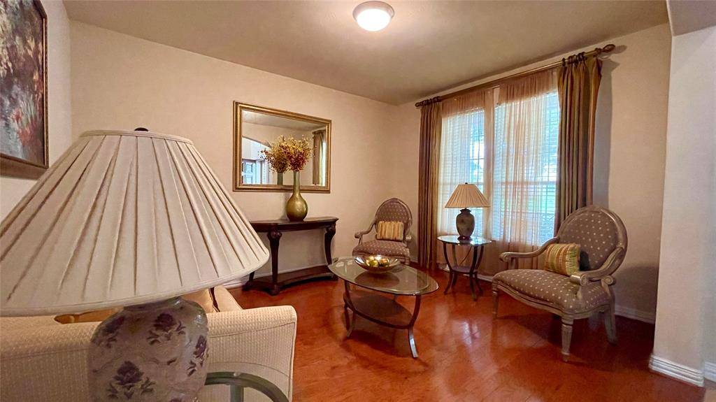 Friendswood, TX 77546,4438 W Maple DR