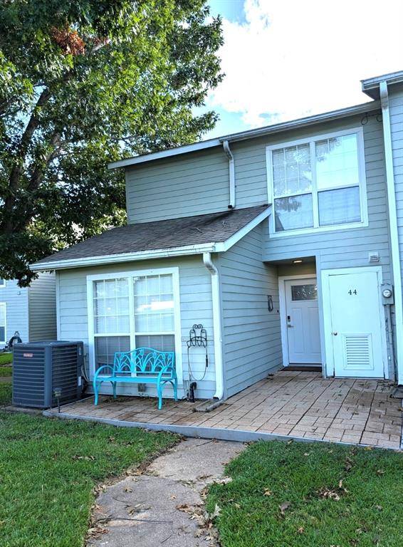 Livingston, TX 77351,100 Edgewater DR #44