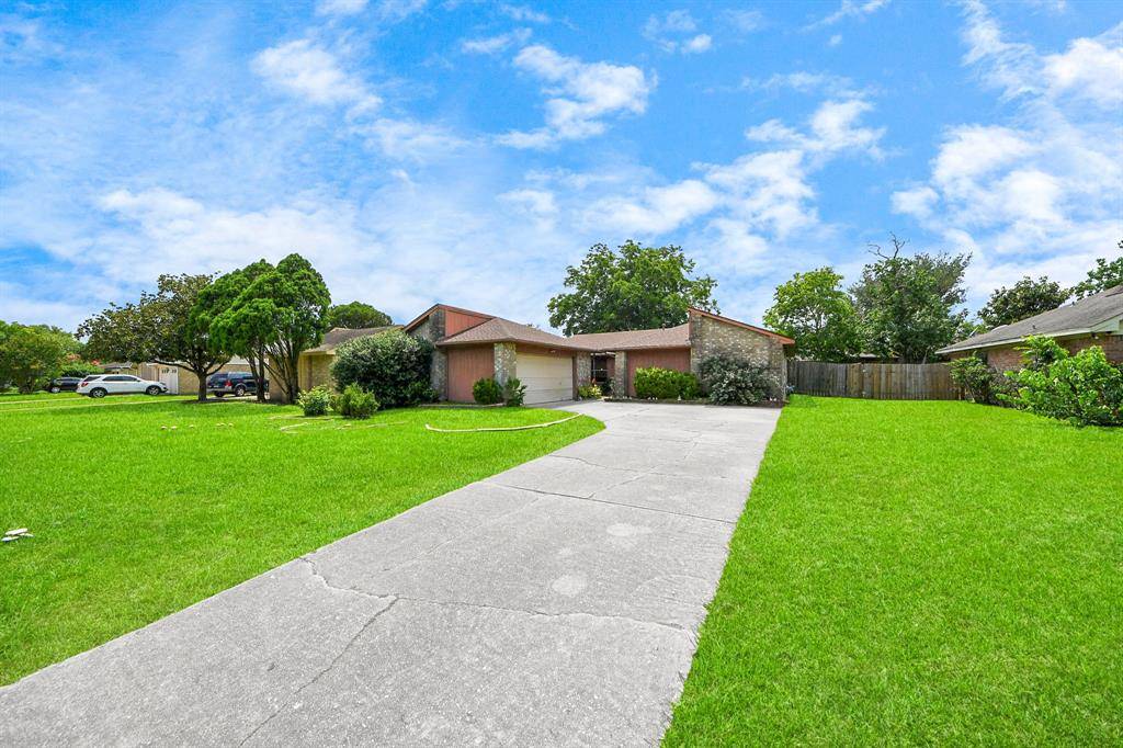 Houston, TX 77083,6714 Addicks Clodine RD