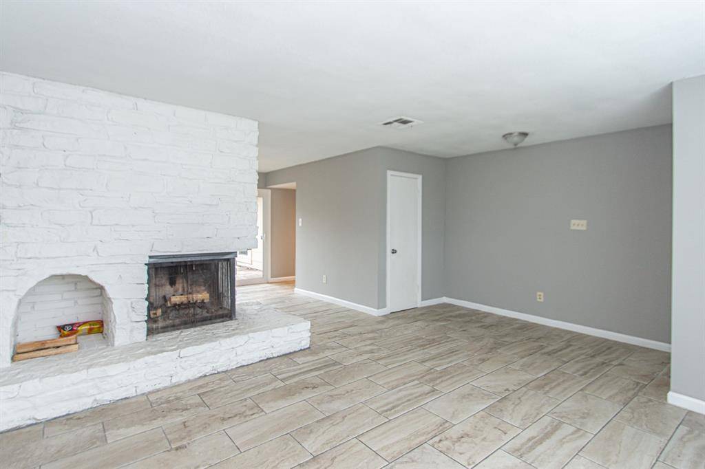 Houston, TX 77096,6447 Creekbend DR #146