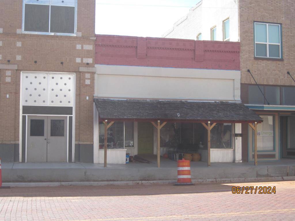 Childress, TX 79201,203 N Main ST